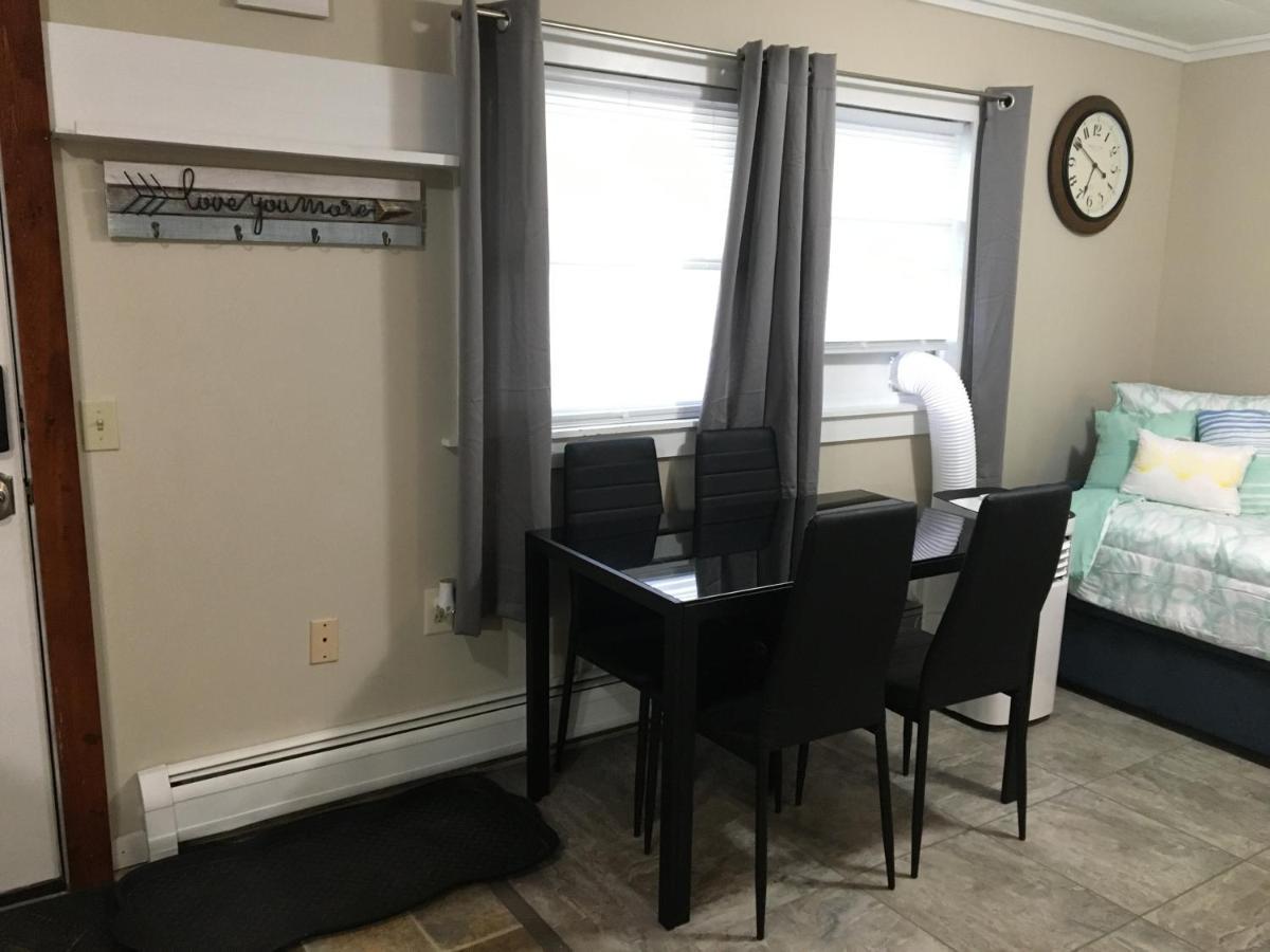 Just Like Being At Home- Newly Renovated Unit North Troy エクステリア 写真