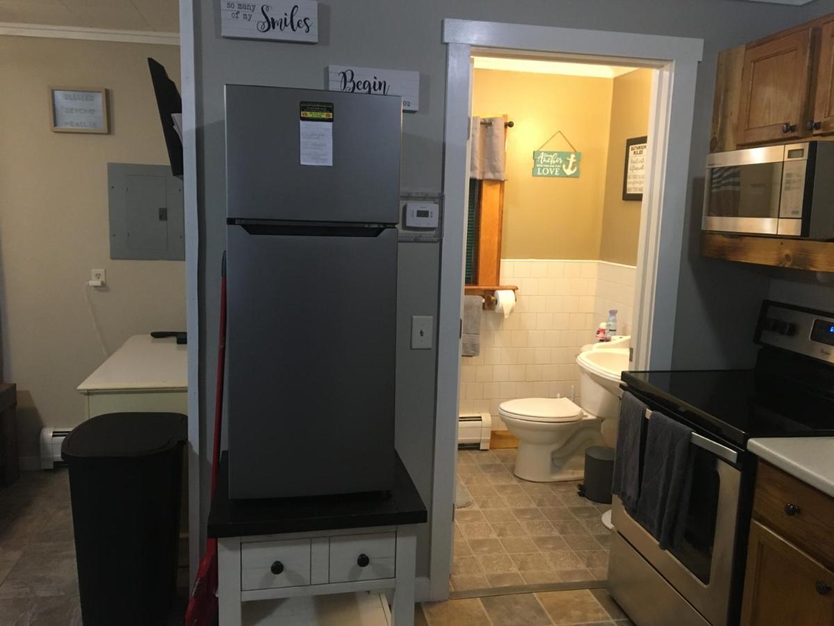 Just Like Being At Home- Newly Renovated Unit North Troy エクステリア 写真