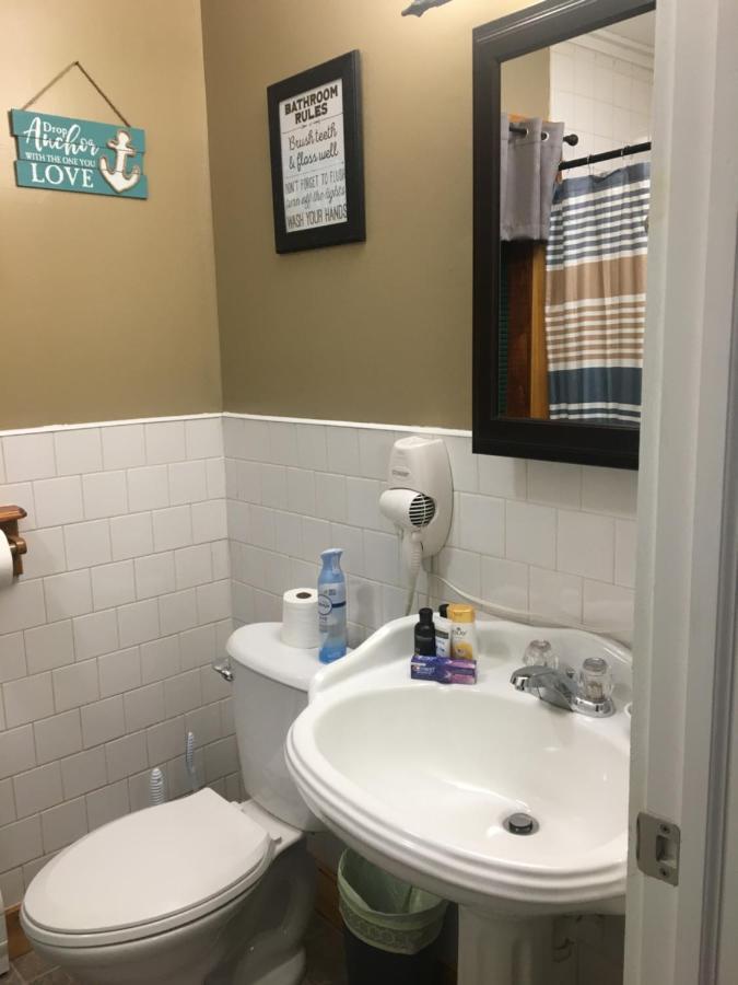 Just Like Being At Home- Newly Renovated Unit North Troy エクステリア 写真